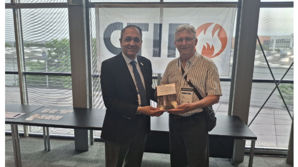 Dr. Rizwan Naseer, CEO of Pakistan Punjab Fire and Rescue (on the left), explained the Fire Protection Association of Pakistan's intention to join CTIF.